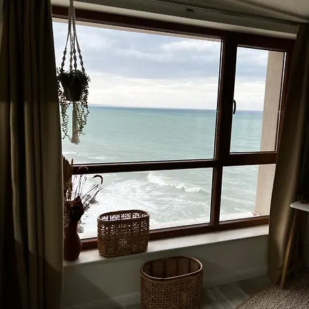 Sky & Sea 아파트 *