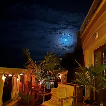 Sky & Sea Апартаменты