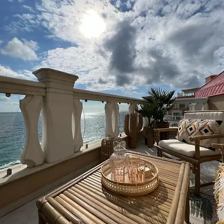 Апартаменты Sky & Sea *